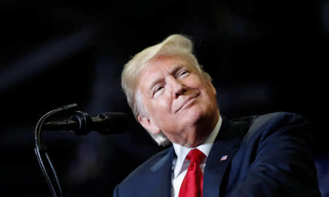 Ekspertenes beskjed til Trump: Gjør klart A-laget av advokater og glem penger til muren!